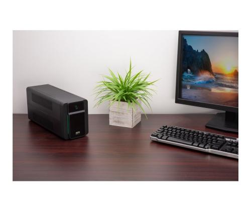 APC Easy UPS BVX 900VA 230V IEC
